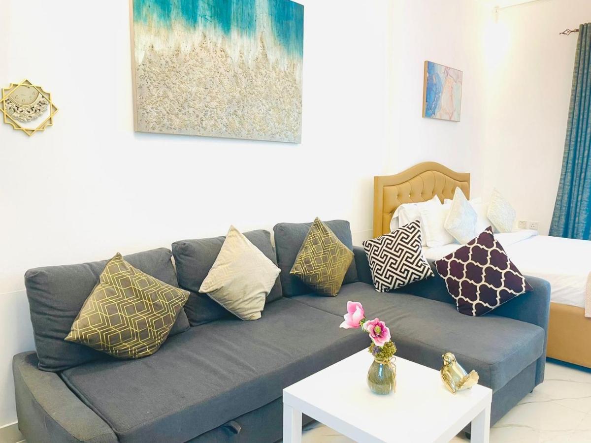 Diamond Crown - Studio Holiday Apartment In Dubai Marina Екстер'єр фото